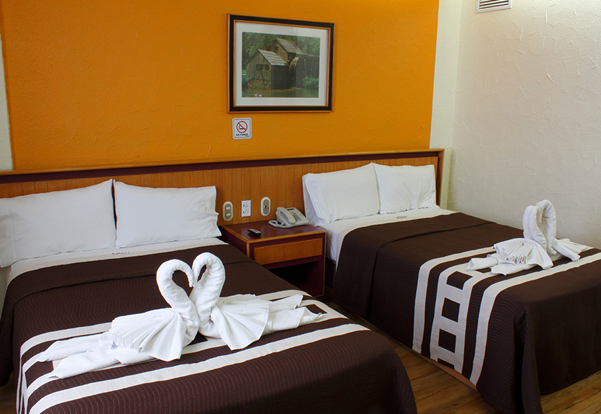 Habitaciones con dos camas matrimoniales en Querétaro